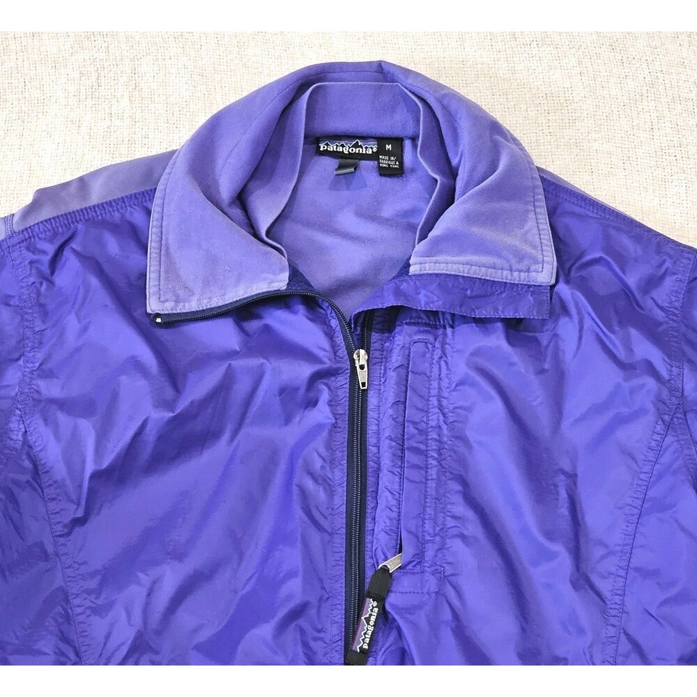 Patagonia Jacket Womens Medium Hooded Full Zip Windbreaker Outdoors Gorpcore - Picture 3 of 10